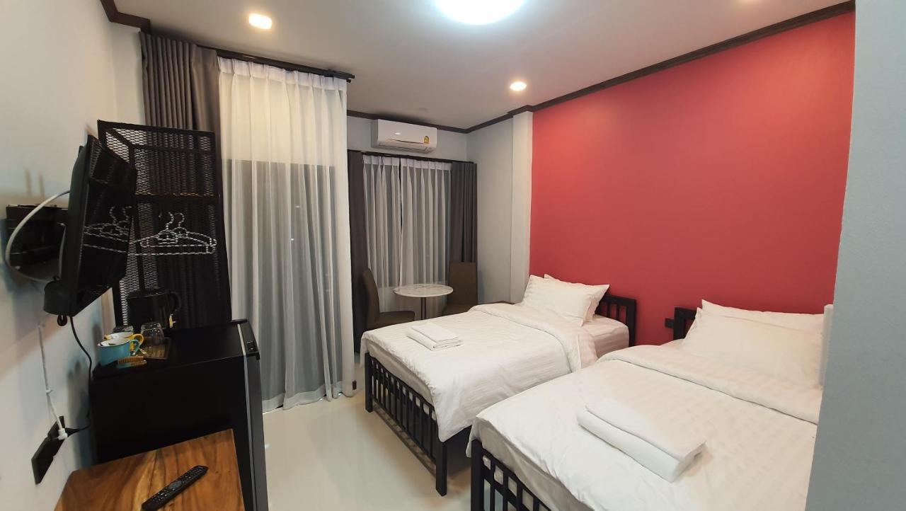 Sabua The Terrace Homestay ウタイターニー エクステリア 写真
