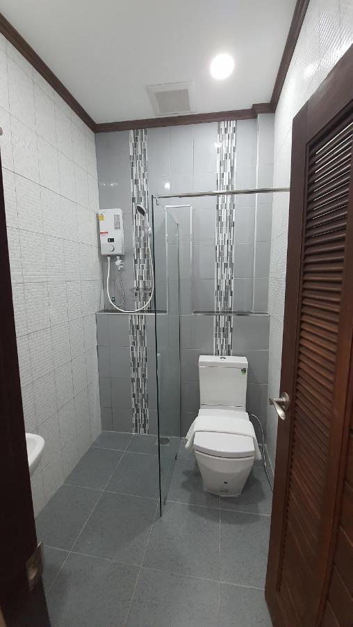 Sabua The Terrace Homestay ウタイターニー エクステリア 写真