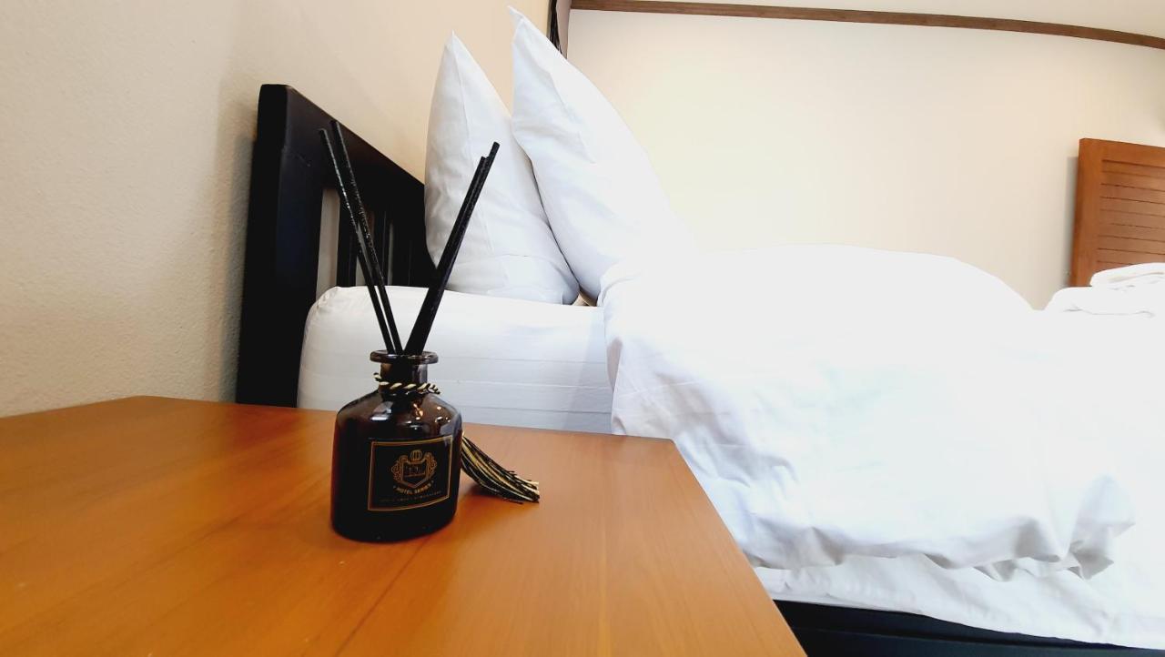 Sabua The Terrace Homestay ウタイターニー エクステリア 写真
