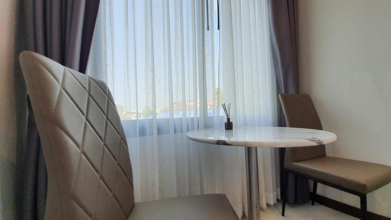 Sabua The Terrace Homestay ウタイターニー エクステリア 写真