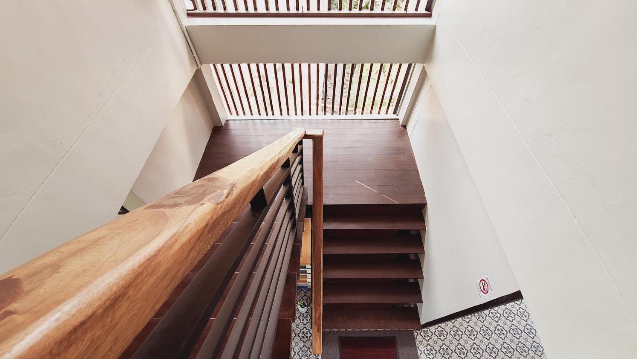Sabua The Terrace Homestay ウタイターニー エクステリア 写真