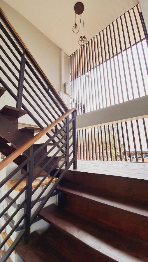 Sabua The Terrace Homestay ウタイターニー エクステリア 写真