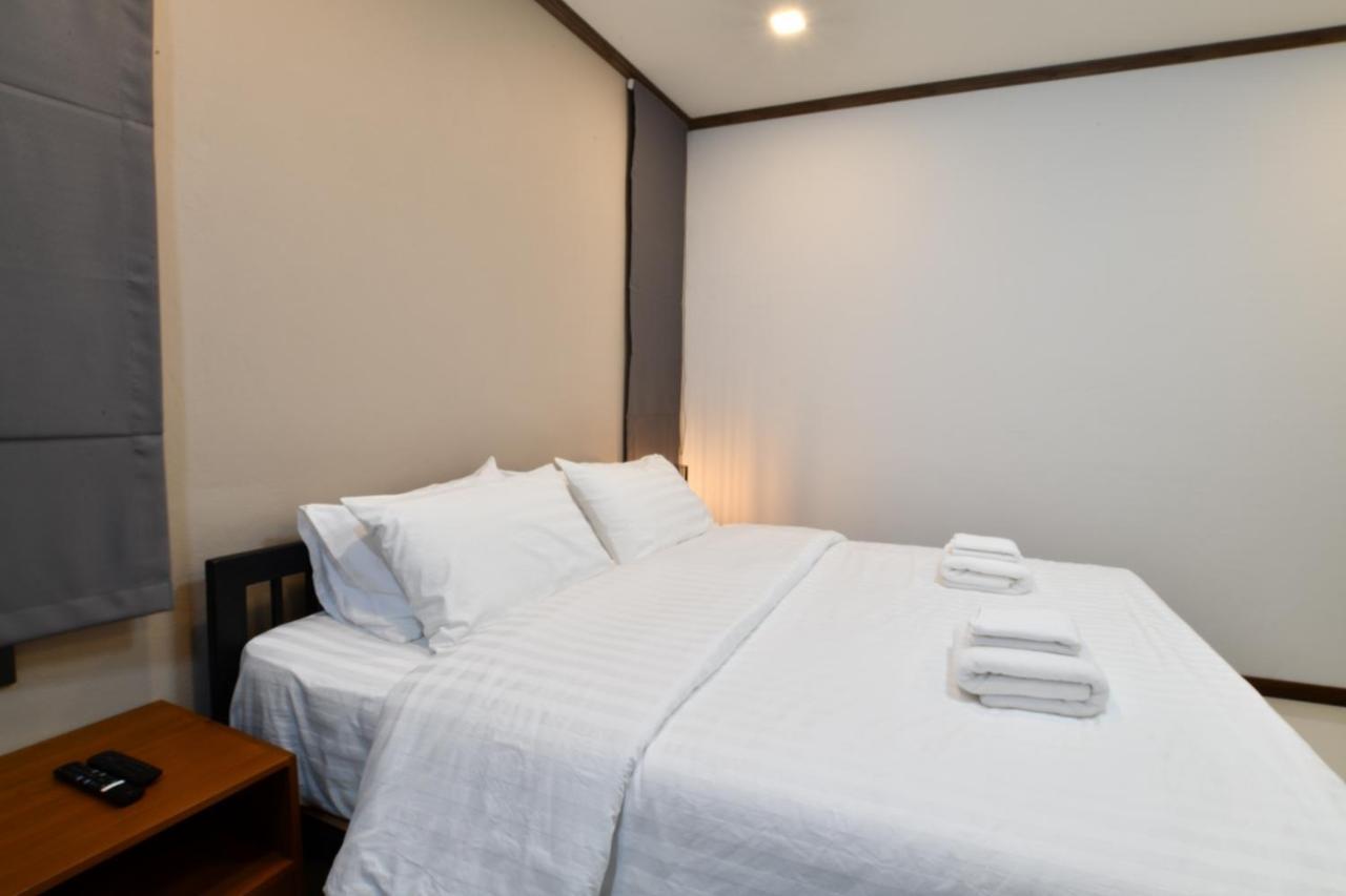 Sabua The Terrace Homestay ウタイターニー エクステリア 写真